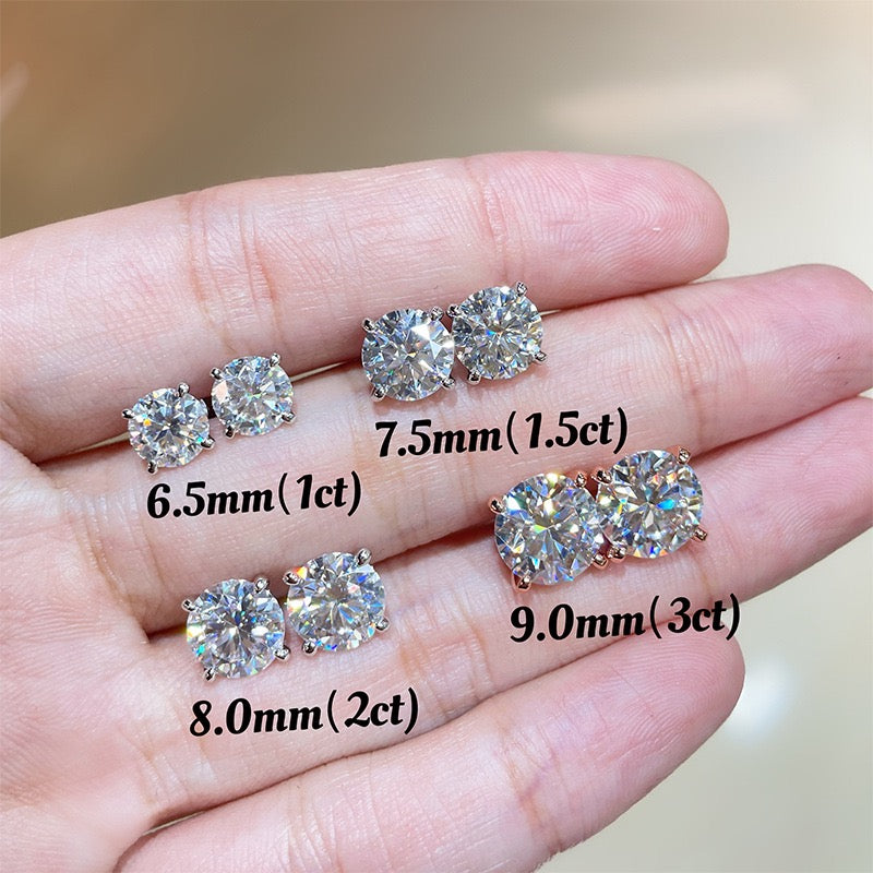 Moissanite 4-prong Stud Earring