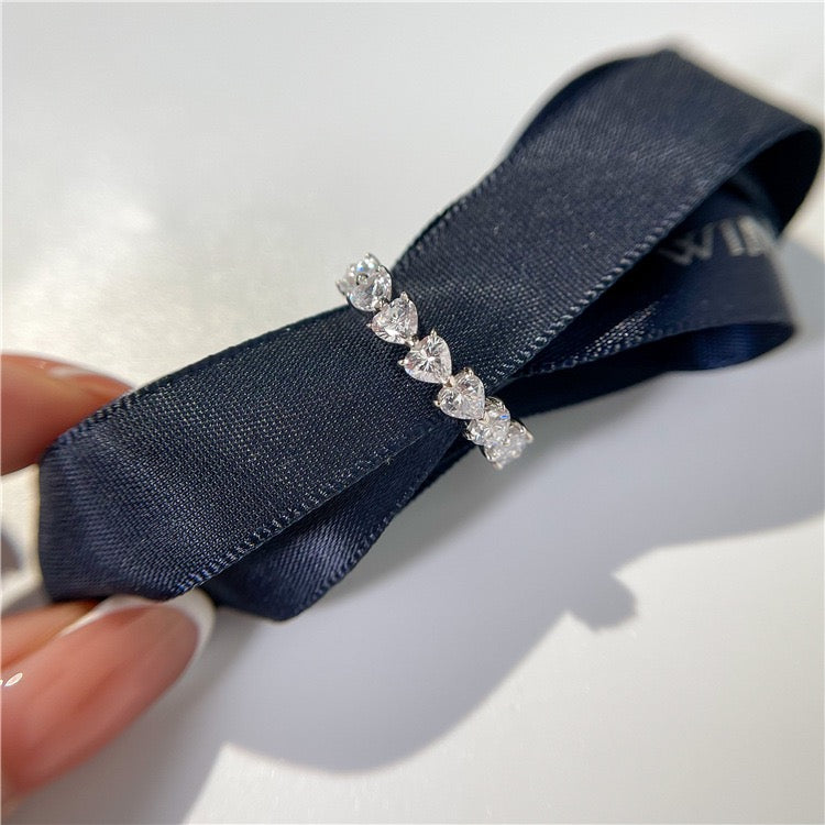 Moissanite heart stackable ring