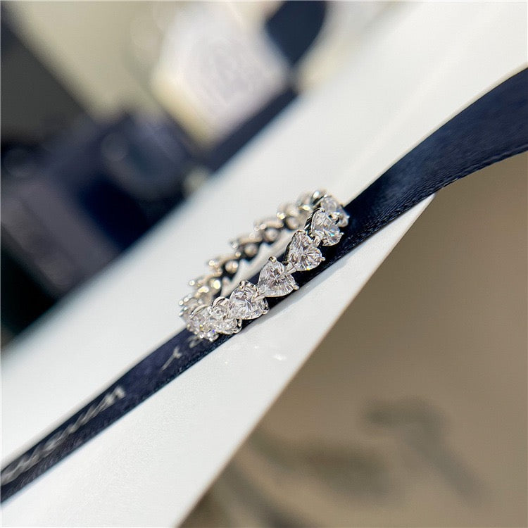 Moissanite heart stackable ring