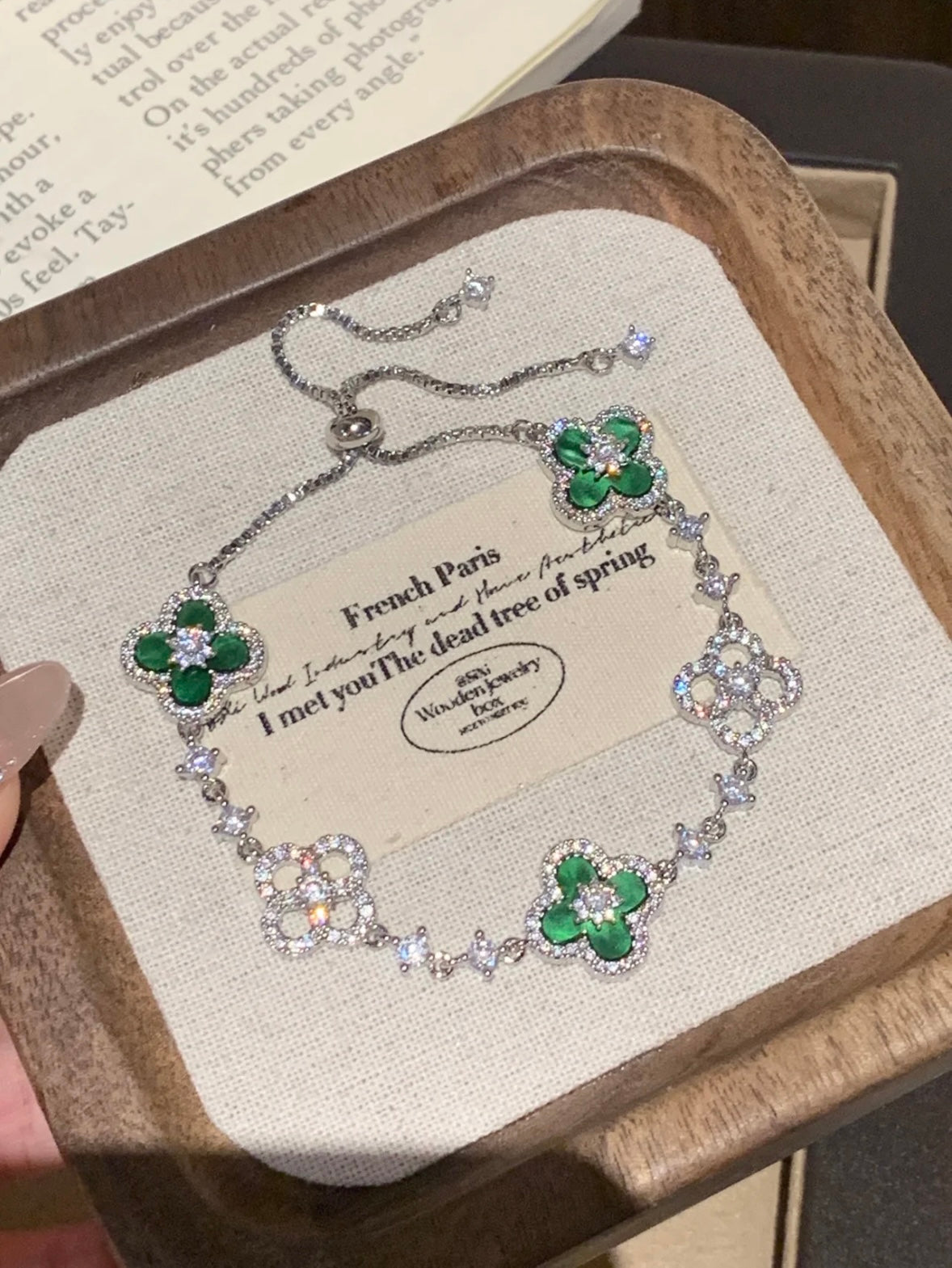 STARLIGHT PETAL CLEEF BRACELET