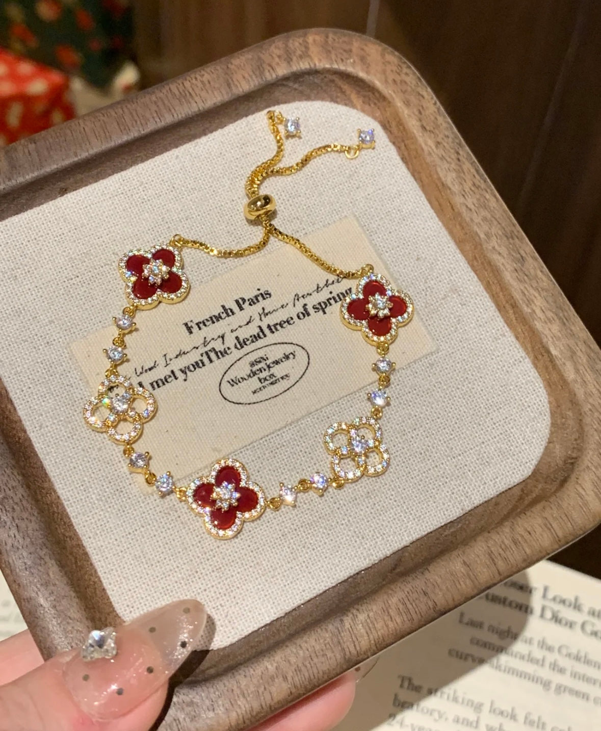 STARLIGHT PETAL CLEEF BRACELET