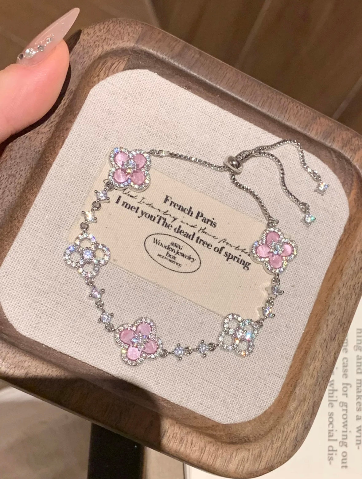 STARLIGHT PETAL CLEEF BRACELET